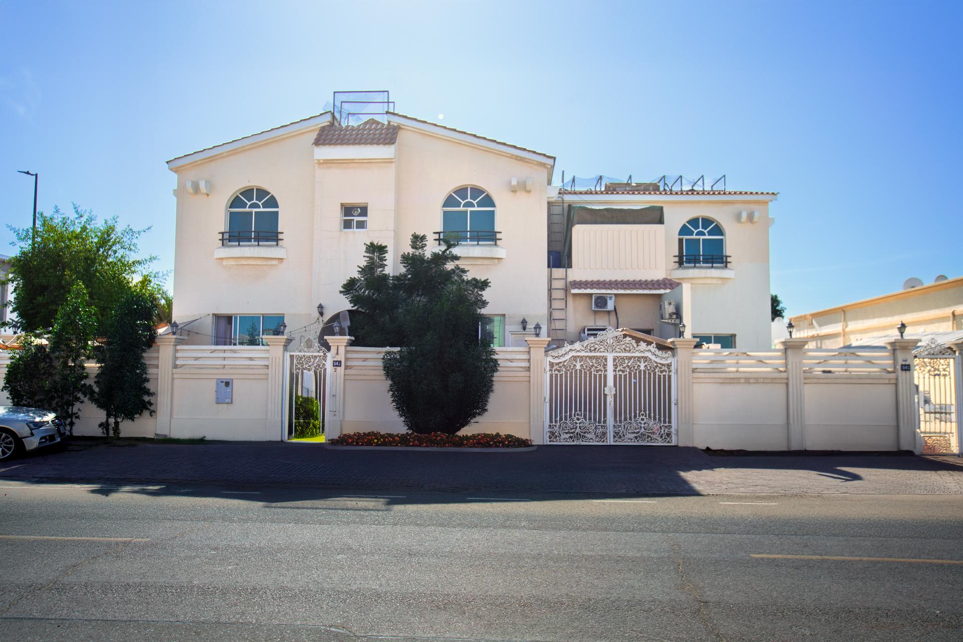 Sisters Villa Mirdif